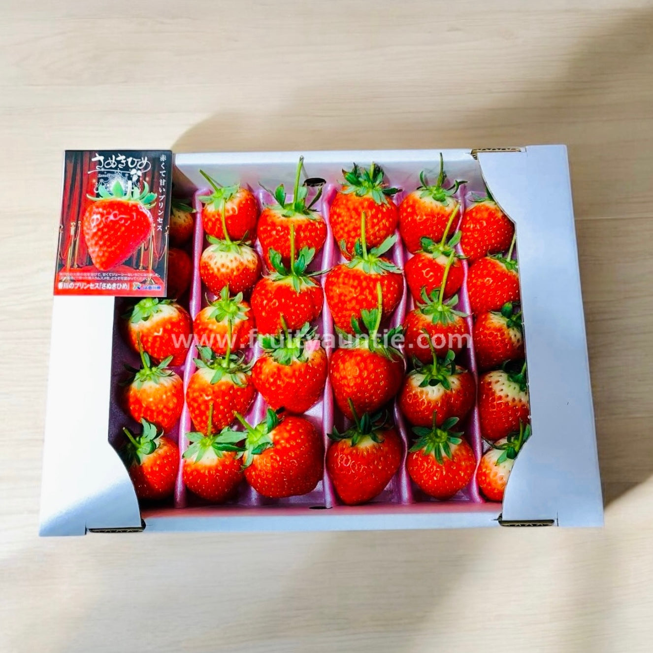 日本 香川 讚岐有柄士多啤梨禮盒🍓